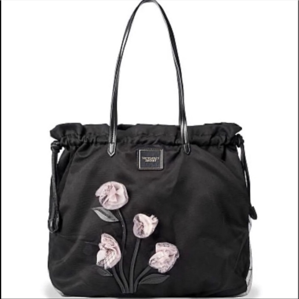 *SALE*VS Tease Gardenia Tote 💐